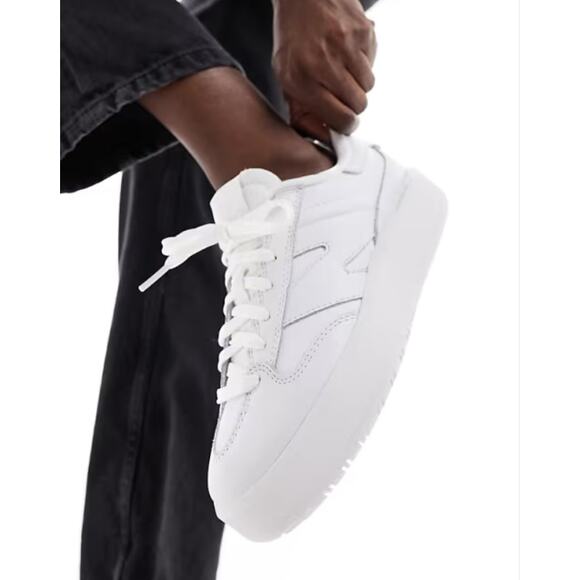 NWOB New Balance CT302 sneakers in triple white - Picture 1 of 6